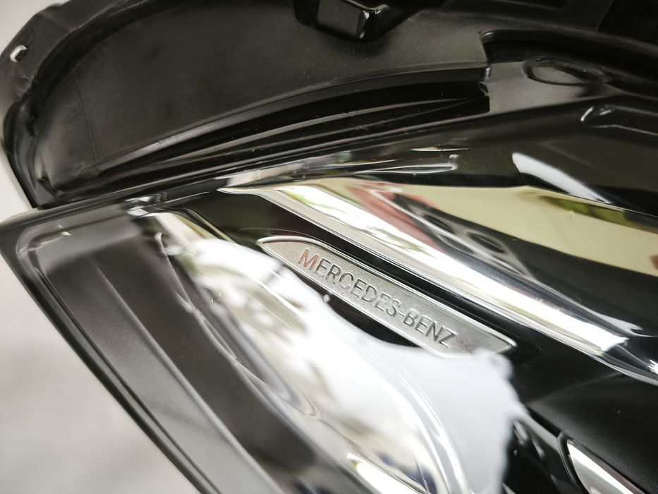 Farol direito full Led performance Mercedes GLA 247