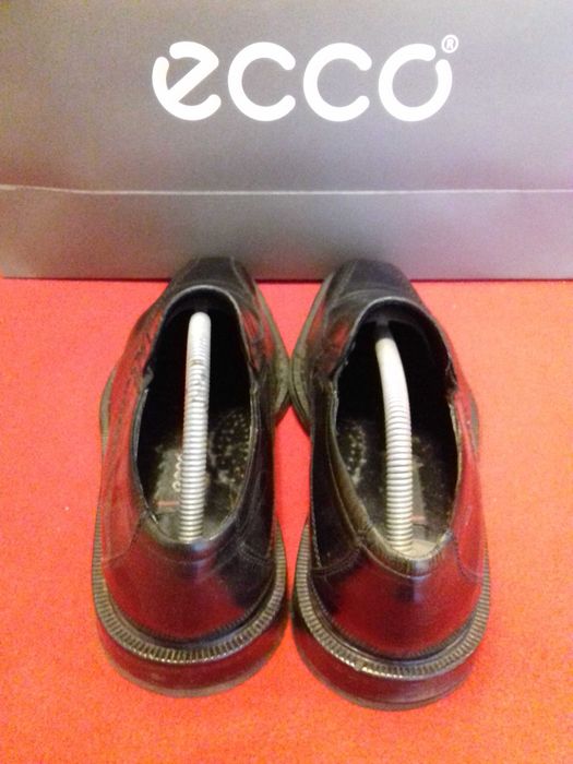 ECCO slip-on skórzana podeszwa czarne