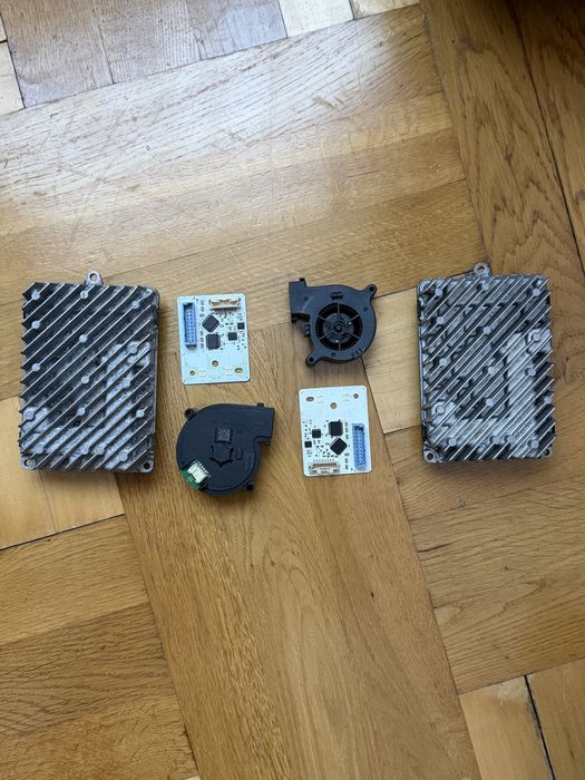 Боки фар плата вентилятор Audi Q8