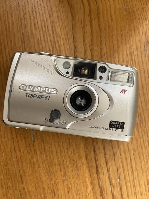 Olympus Trip AF 51 date плівковий фотоапарат