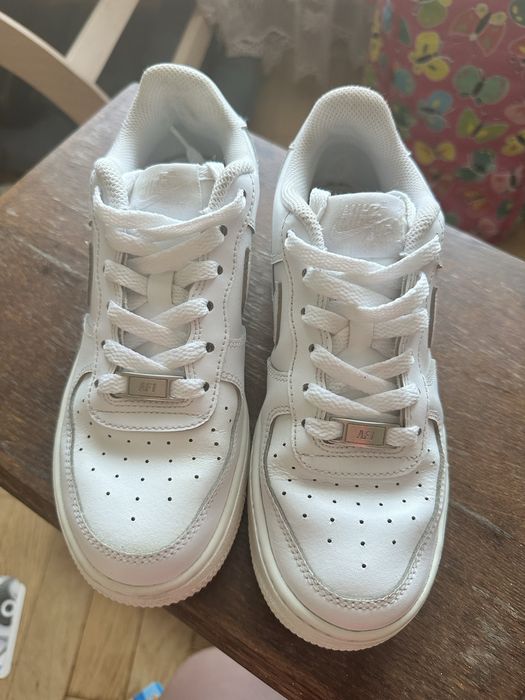 Кросівки Nike Air 37 розмір білі 23,5 см