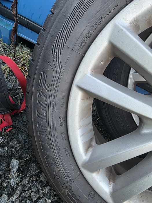 Kompletne felgi toyota auris