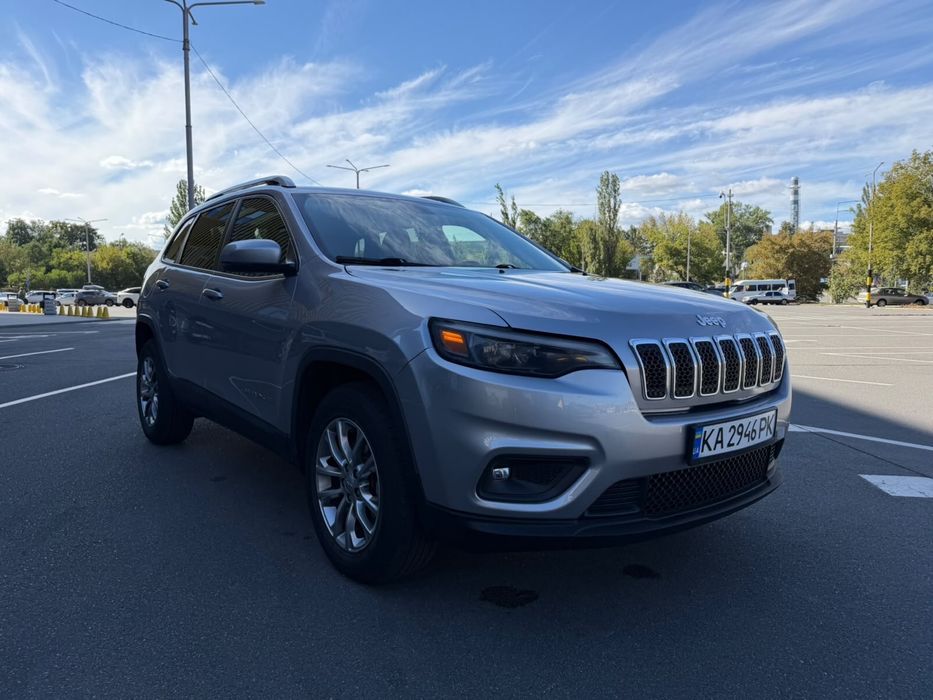 Продам jeep cherokee