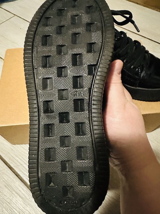 Черевички демісезонні для дівчинки