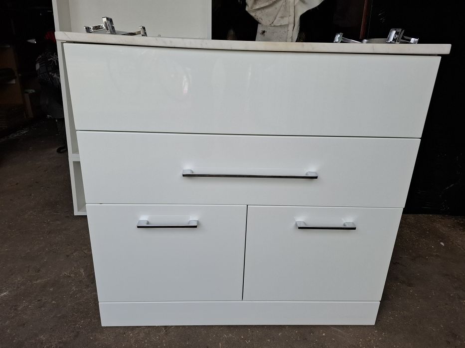 Szafka z umywalką biały akryl z blatem marmur  90x55cm