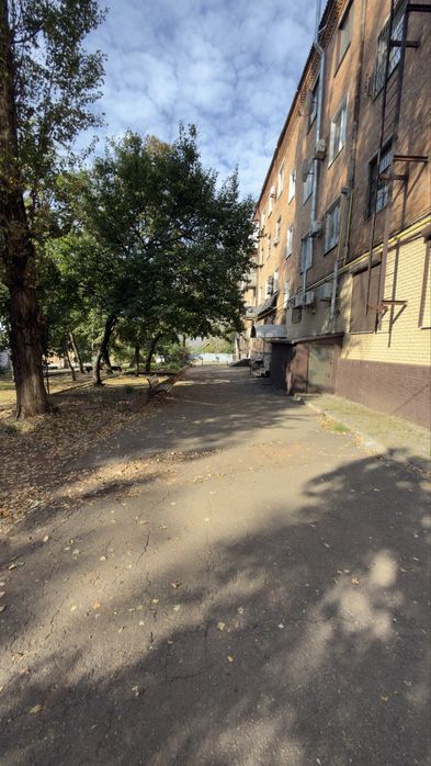 Оренда 2 кімнатної теплої сталінки на Піонері