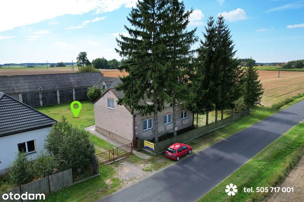 Siedlisko pod Lipnem, duże budynki gospodarcze - Widok 2