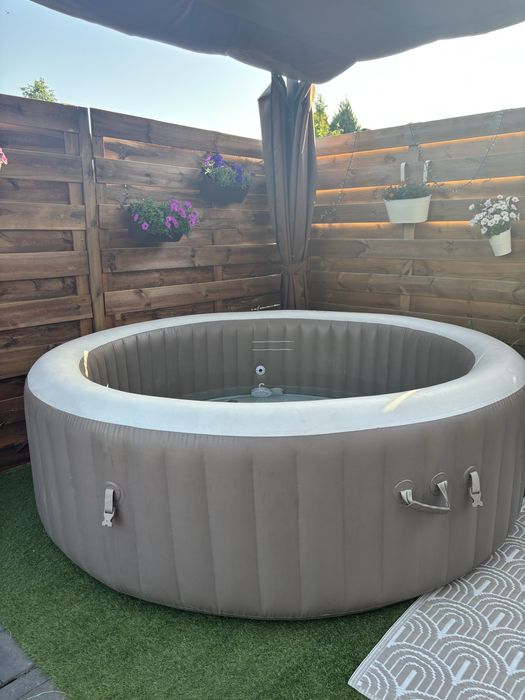 Jacuzzi intex 6os
