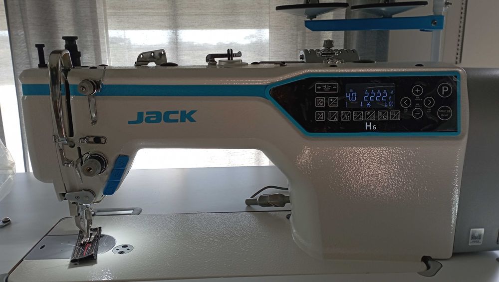 Jack H6 - Máquina de costura Industrial de duplo arrasto