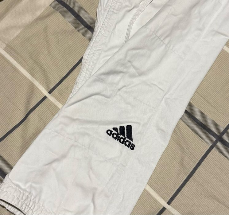 Кімоно адідас.