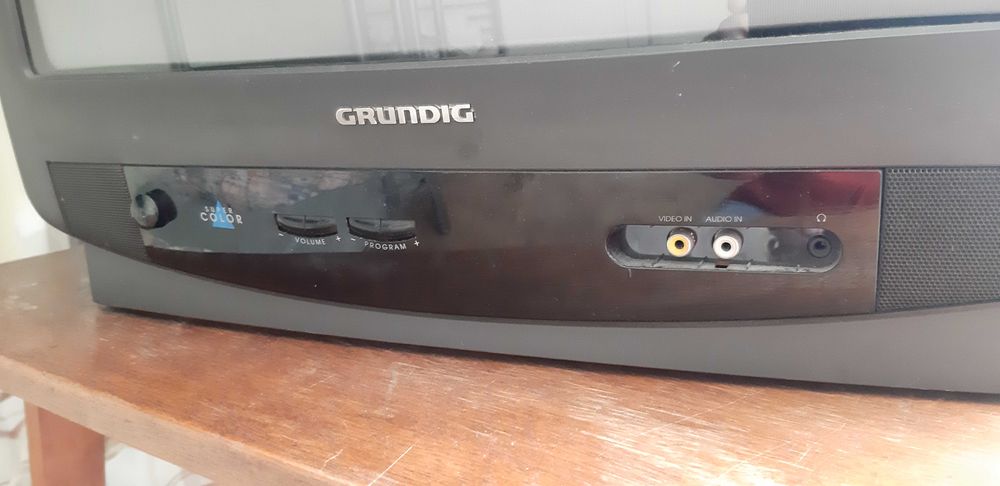 Telewizor  GRUNDIG - 21cali