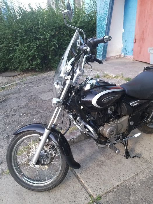 Мотоцикл Аvenger 220 cruise