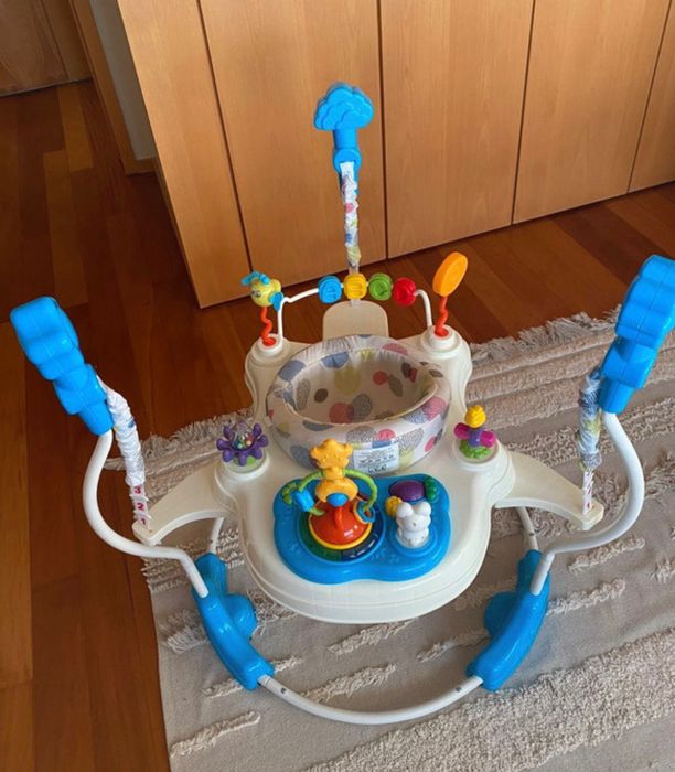 Centro de atividades e saltador Babyjumper da Vertbaudet