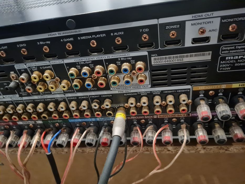 Amplituner marantz sr7009