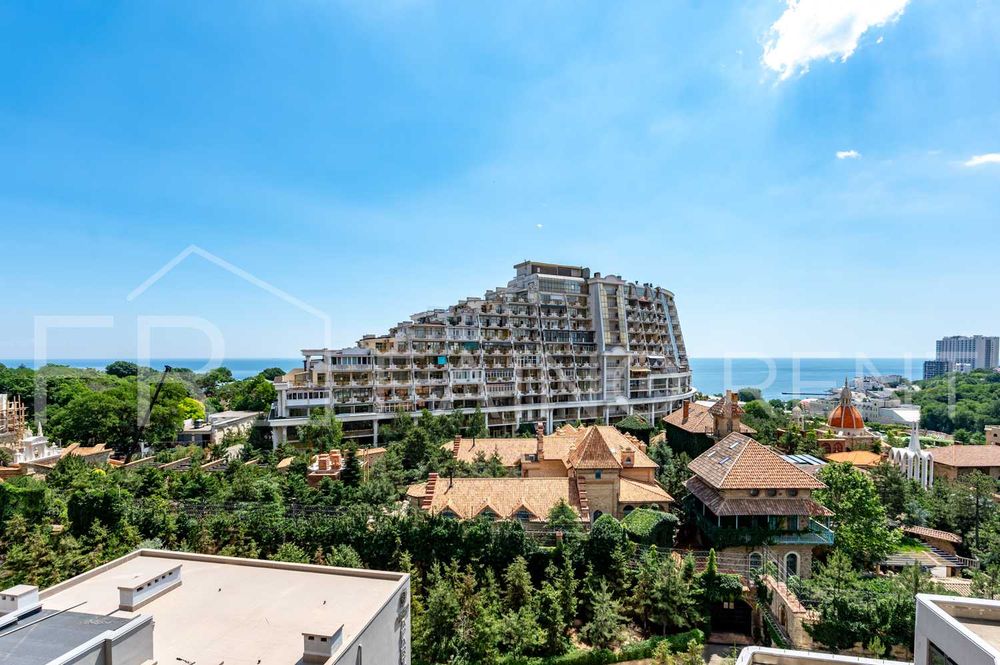 Панорамний вид моря, 2 спальнi + зала/5010