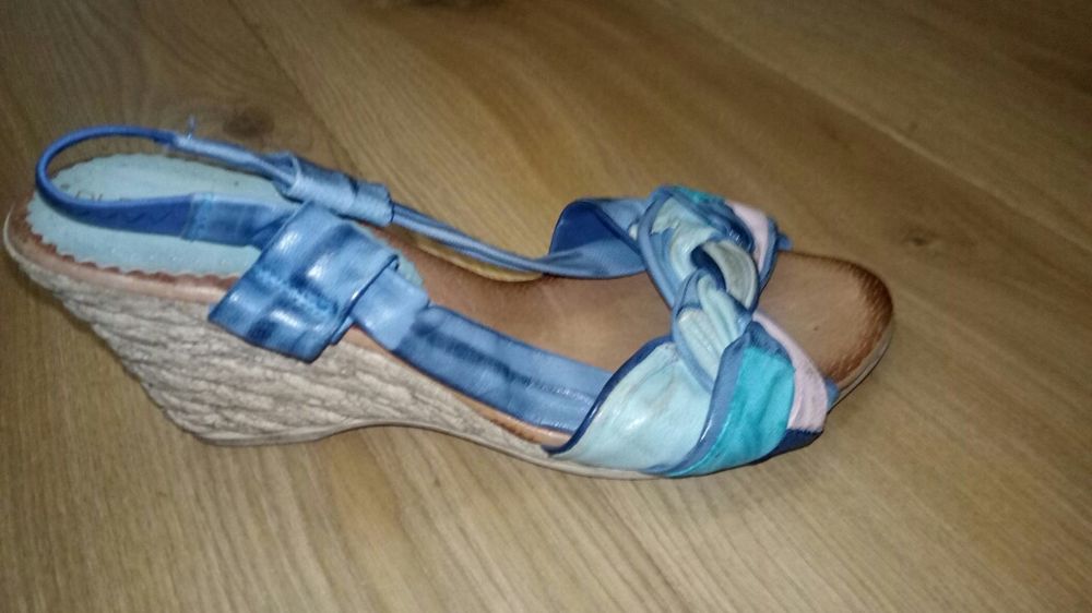 Sandałki koturny 38Di fontana