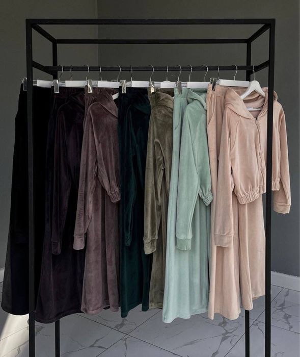 Велюровий костюм