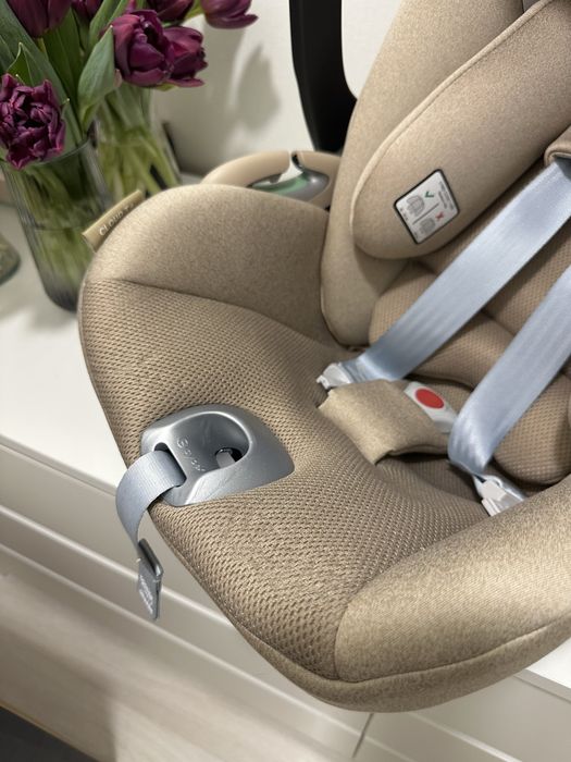 Автокрісло Cybex Cloud T i-Size plus Cozy Beige
