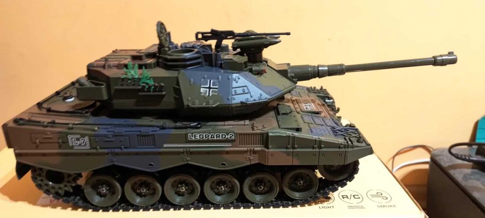 Czołg RC Leopard 2A4