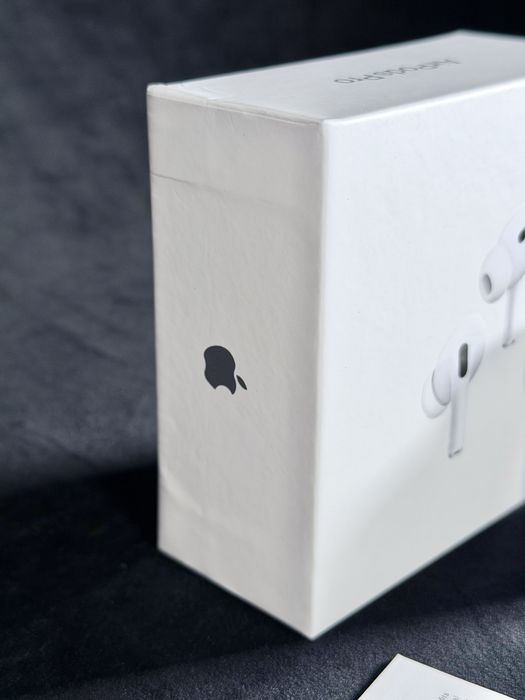 AirPods Pro com Cancelamento de Ruído