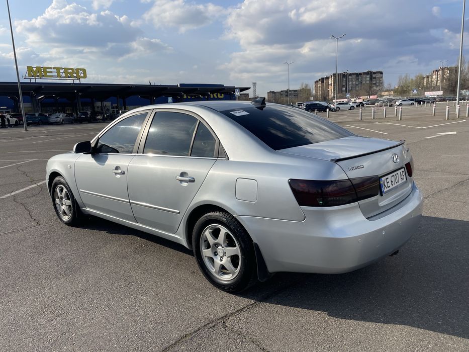 Продам    Sonata 2.4 газ/бен