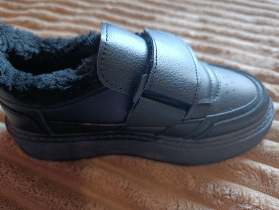 Кросівки утеплені