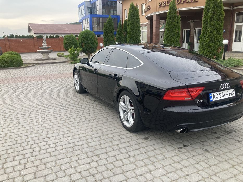 Продам ауді А7 в хорошому стані