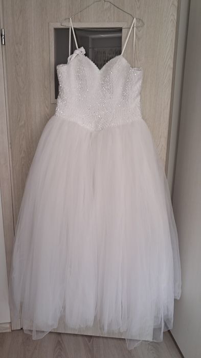 Suknie ślubną 44 rozmiar