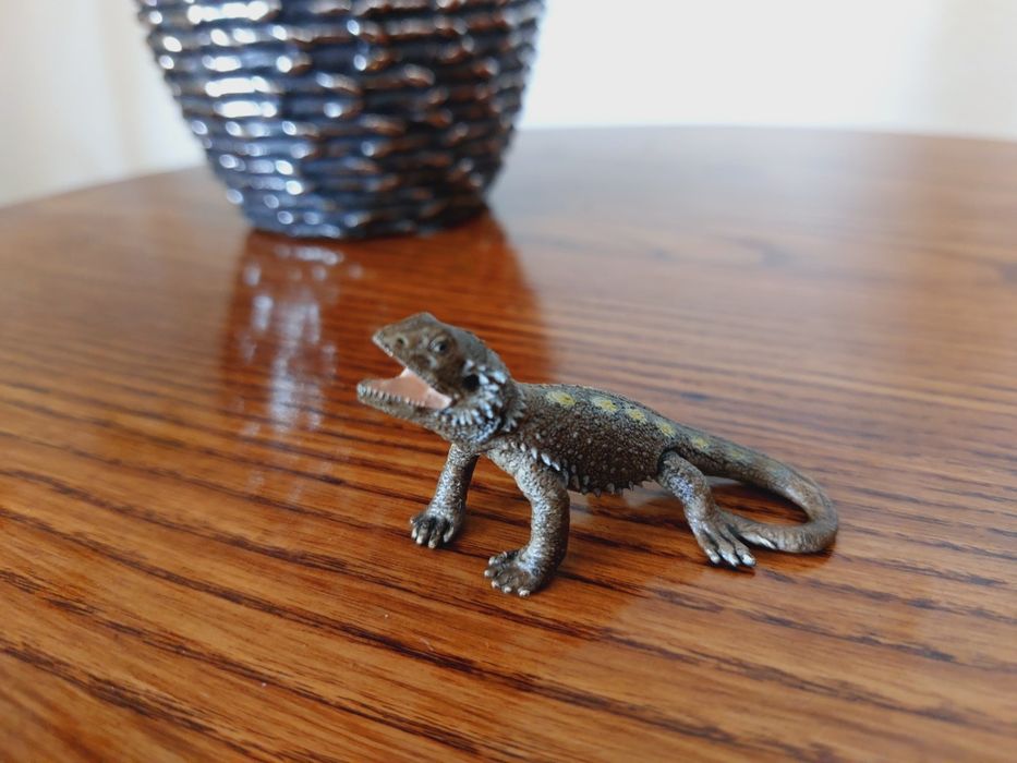 Agama schleich figurka