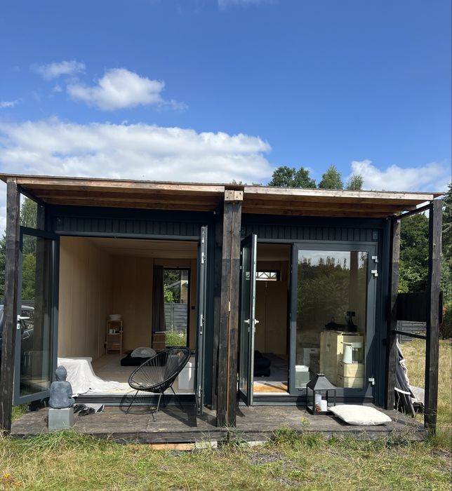 Domek z kontynerow morskich