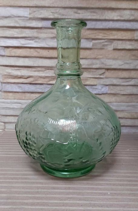 Vende-se Garrafa Vidro Antiga