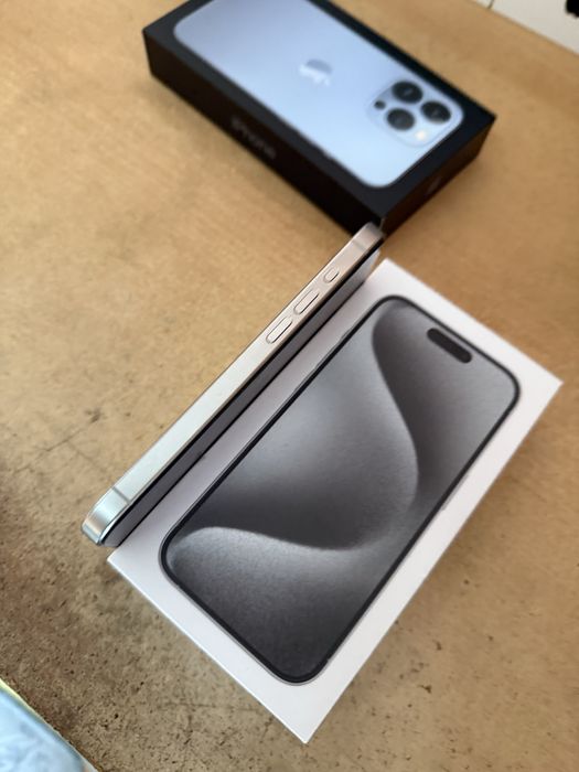 Продам Iphone 15 pro 128 Neverlock