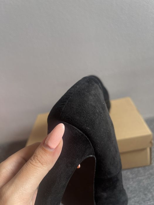 Czarne szpilki even&odd