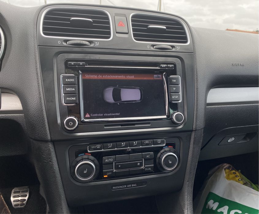 VW Golf 1.6 TDi R-Line