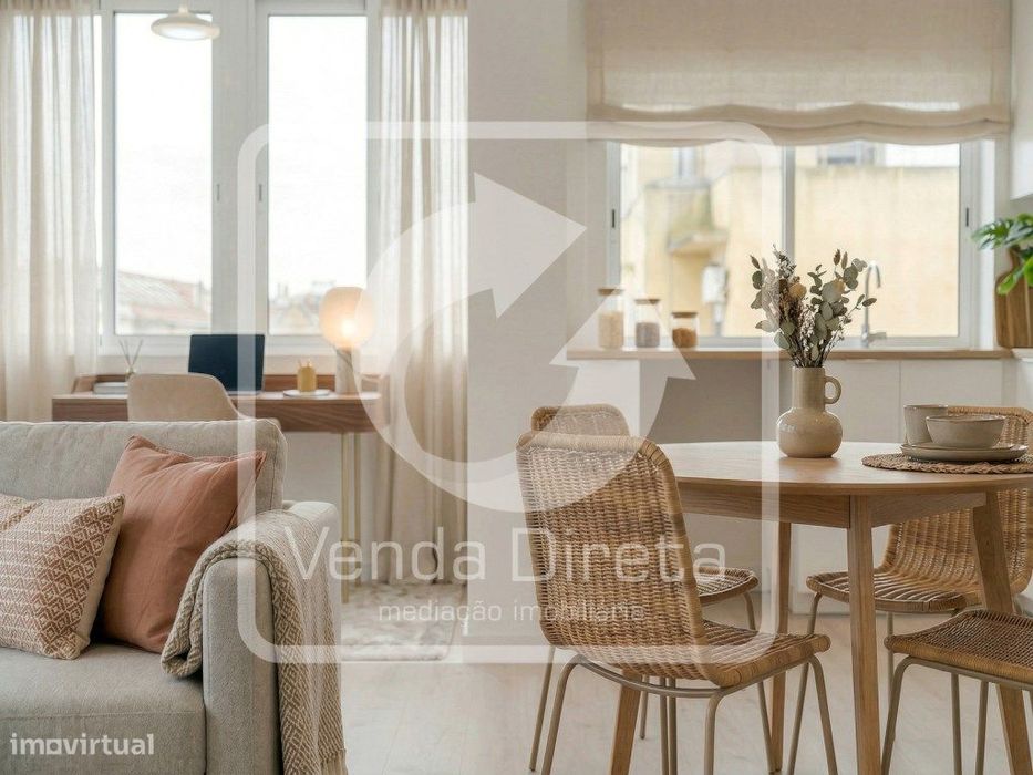 T2 Totalmente Remodelado com 3 Varandas | A 5 min do Cais Fluvial d...