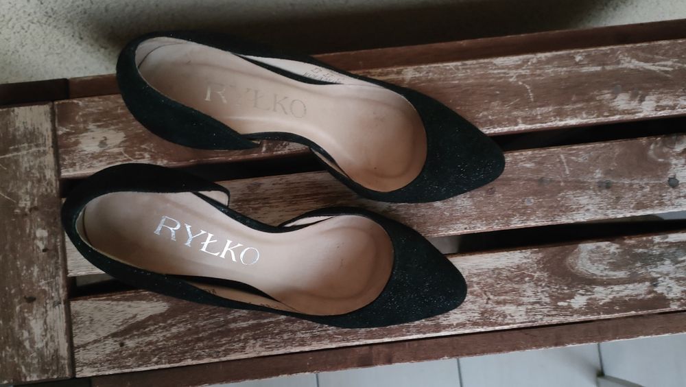 Czółenka Ryłko 37 z brokatem