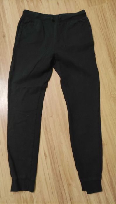 Spodnie dresowe 164