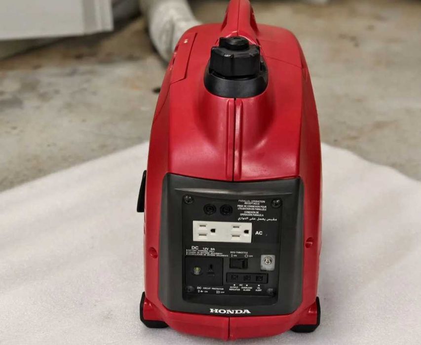 Генератор инверторный Honda eu10
