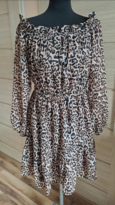 Sukienka w panterkę rozmiar 40