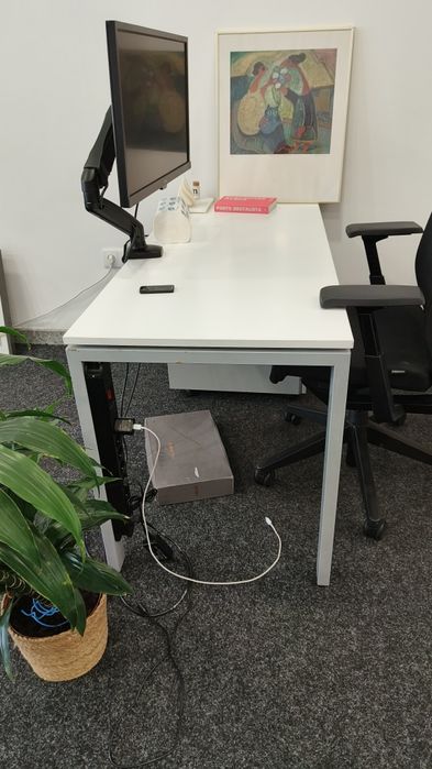 Secretaria /mesa de trabalho sotubo linha quadra