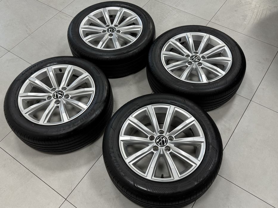 Колеса шини диски в зборі volkswagen 215 55 17