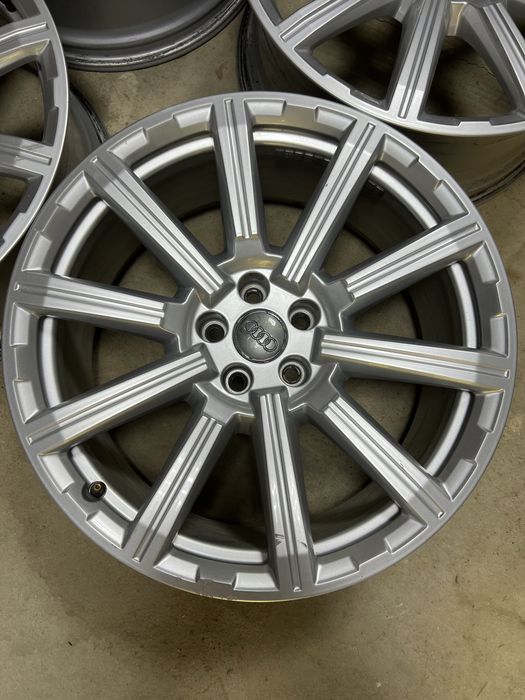 AUDI Q7 R20 5*112