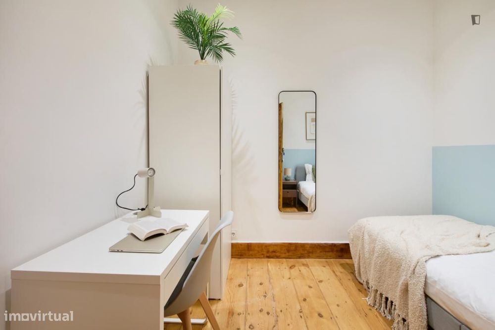 Quarto - localizado em Avenida da Liberdade Lisbon