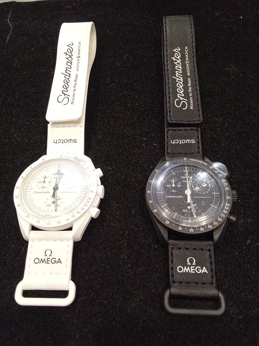 Swatch Omega Snoopy branco ou preto