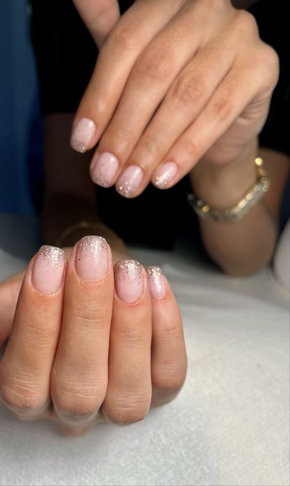 Hybryda manicure pedicure hybrydowy żelowy żel paznokcie/ henna