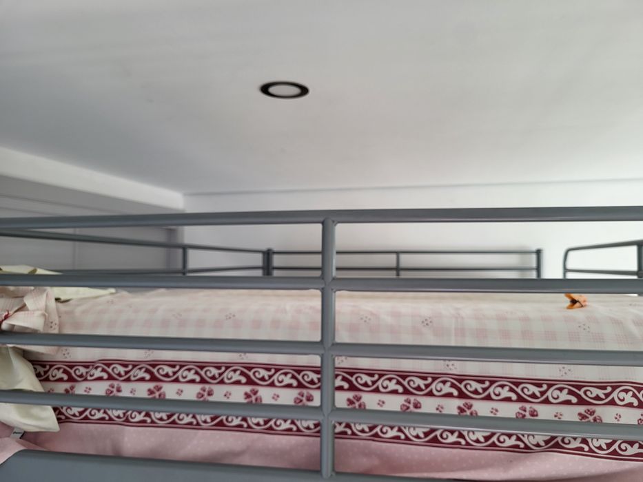 Cama alta ikea casal
