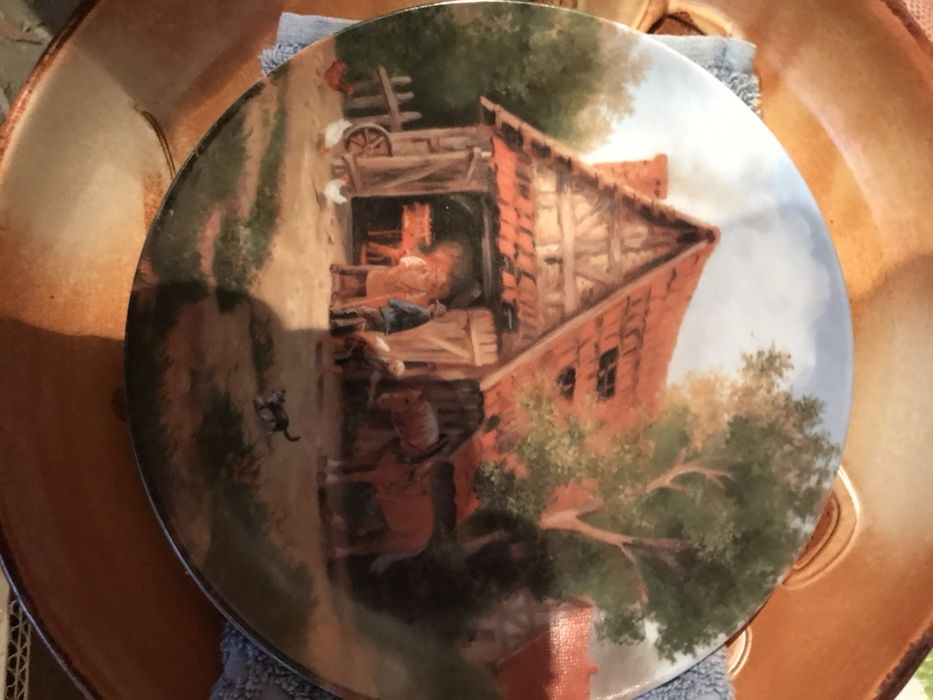 Тарелка настенная