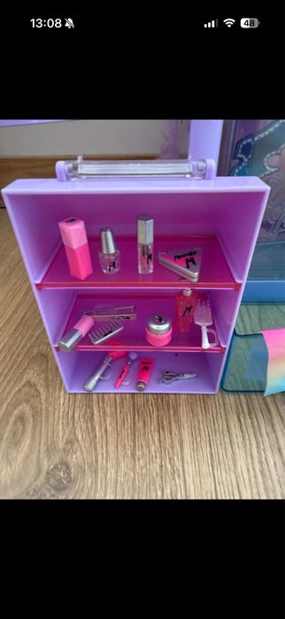 SPA Marmaze, Barbie z akcesoriami