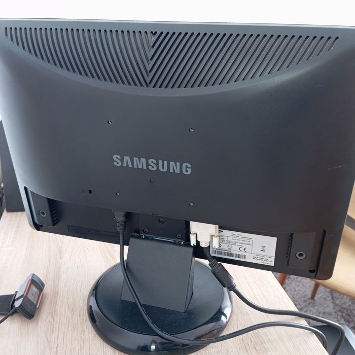 Monitor Samsung SyncMaster 206BW, excelente estado