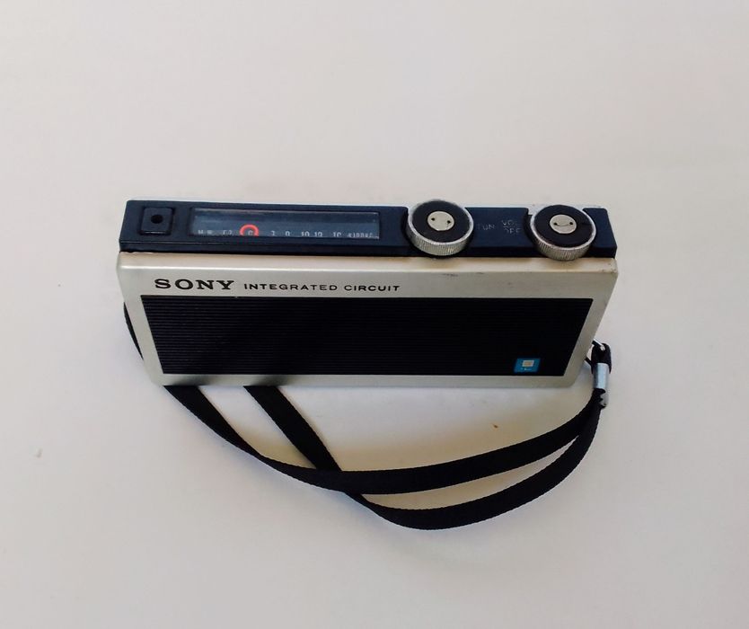 Rádio Sony ICR-200